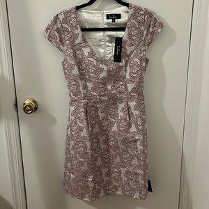 Medium lulus floral mini dress with pockets - never worn